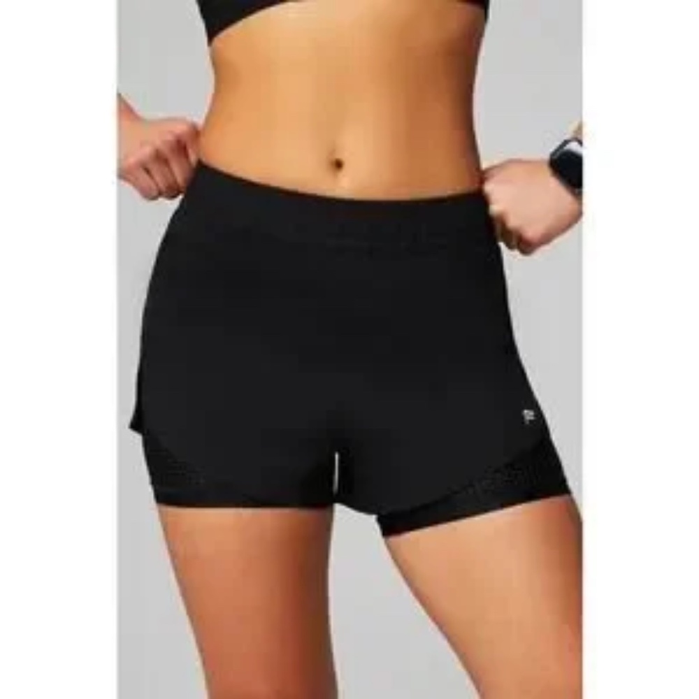 Perforated Run 2" Short in Black